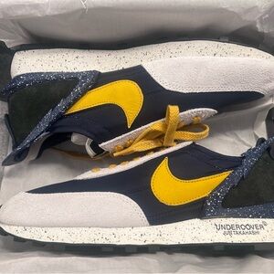 Nike daybreak Undercover men’s/womens Navy and Yellow Retro Runner Sneakers